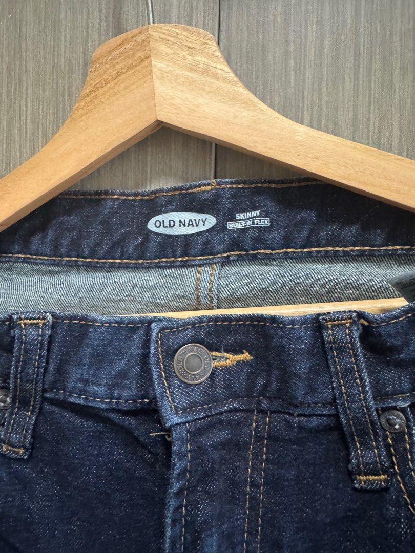 Old Navy Skinny Built-In Flex Jeans (Category: Jeans) located in Makati City. Submitted by declutter.cpl (Listing ID 1411086147, Image 3). Description: 🛍️Item: Old Navy skinny jeans • Dark wash • Built-in flex for comfort • Classic five-pocket design •Button and zipper closure ☑️Condition: • 9/10 🔖Size: • Tagged size: L • Fits like: skinny 📦Reason for selling: • Decluttering 💰 PRICE • ₱750 • Slightly negotiable • Bundle discounts available 🚚