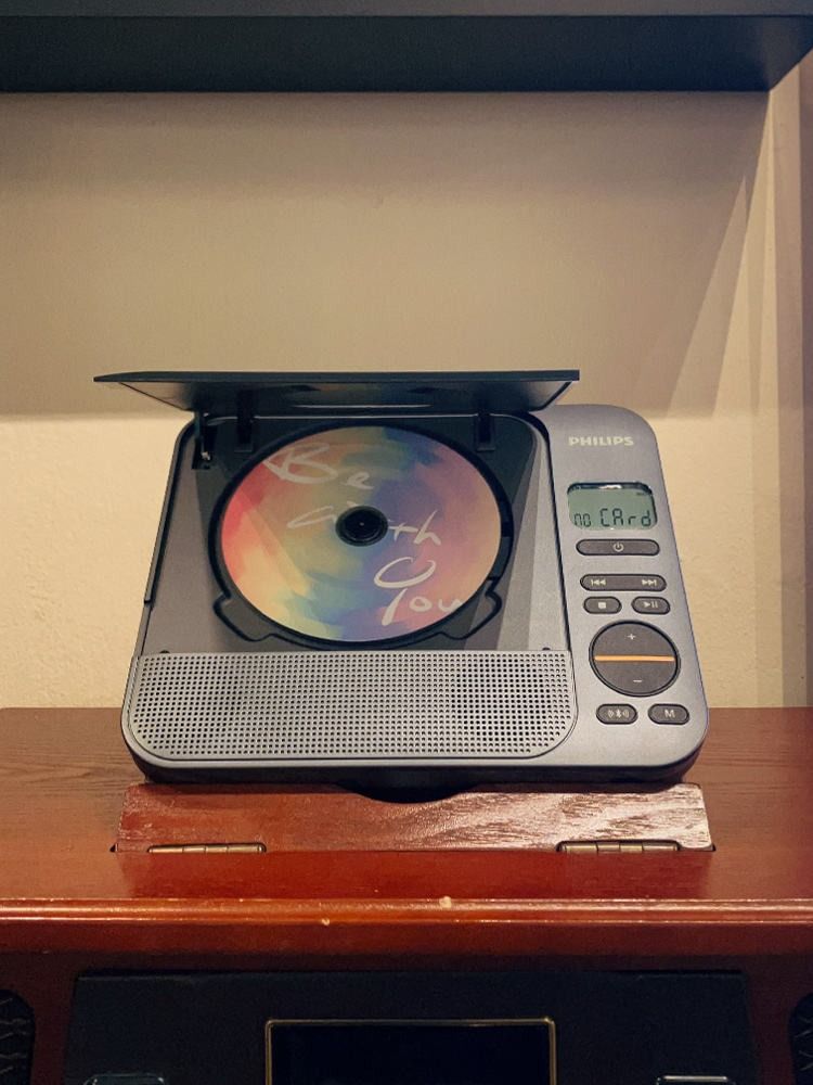 Philips Portable CD Player (Category: Portable Music Players) located in San Pablo. Submitted by anneviiee0007 (Listing ID 1411122428, Image 2). Description: PRE ORDER!!!‼️‼️📣📣📣 Philips 5608 CD Player Record Player Album Player Hi-Fi Disc Player Features: ✅ MP3 CD Player ✅ USB Playback ✅ TF card playback ✅ Breakpoint Memory ✅ Type-C Charging Point 80% DOWNPAYMENT 20% UPON PICK UP 10 DAYS ARRIVAL for AIR FREIGHT 20-60 DAYS ARRIVAL for SEA FREIG