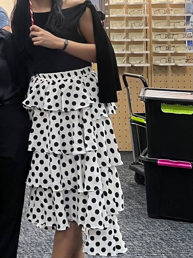 Polka Dot Ruffled Skirt (Category: Skirts) located in Makati City. Submitted by irodri (Listing ID 1411204674, Image 1). Description: - used twice - fits xs-s - fits up to 27 waist - High-waisted design - Perfect for casual and semi-formal events loc: makati.