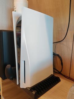 (Category: ) located in . Submitted by Carineyee85 (Listing ID 1411086466, Image 1). Description: .
