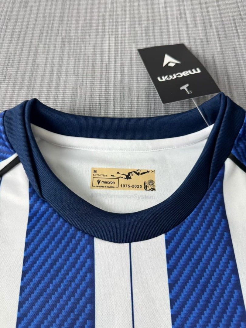 Real Sociedad Home Jersey 26/27 (Category: Activewear) located in Singapore. Submitted by calcio_sport_jersey (Listing ID 1411160137, Image 4). Description: 🎽PRE-ORDER: Customize Sports Jerseys✨ ✅ Easy Payment: Paynow ✅ Latest or Retro Style ✅ Pm Me For More Jersey Info ✅ Personalize: Name, Number, Patch ✅ Affordable Printing: $5 (Name + Number) ✅ Patch Add-ons: $2 each 🎉Free Shipping on 2+ items‼️🎉 Buy more and save on delivery/discount！ ⚠️ D