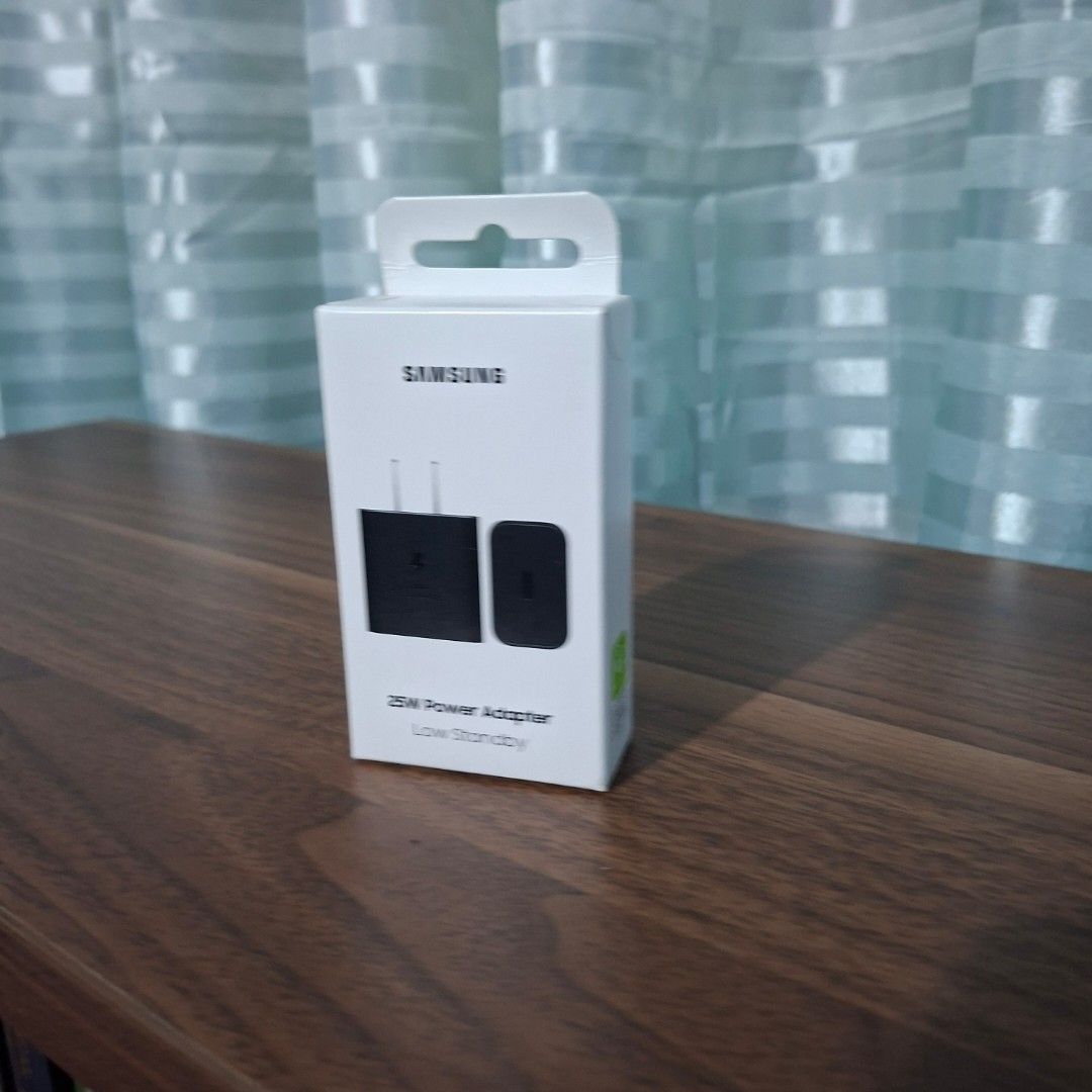 Samsung 25w super fast charger (Category: Chargers & Cables) located in Manila. Submitted by john-trade (Listing ID 1411220188, Image 3). Description: Brand new This is available while posted price indicated is per unit Can be pick up asap at pasig Shipping is available upon your booking, payment must be directly made by you before leaving my place fix price, non negotiable already a bargain For sale only.
