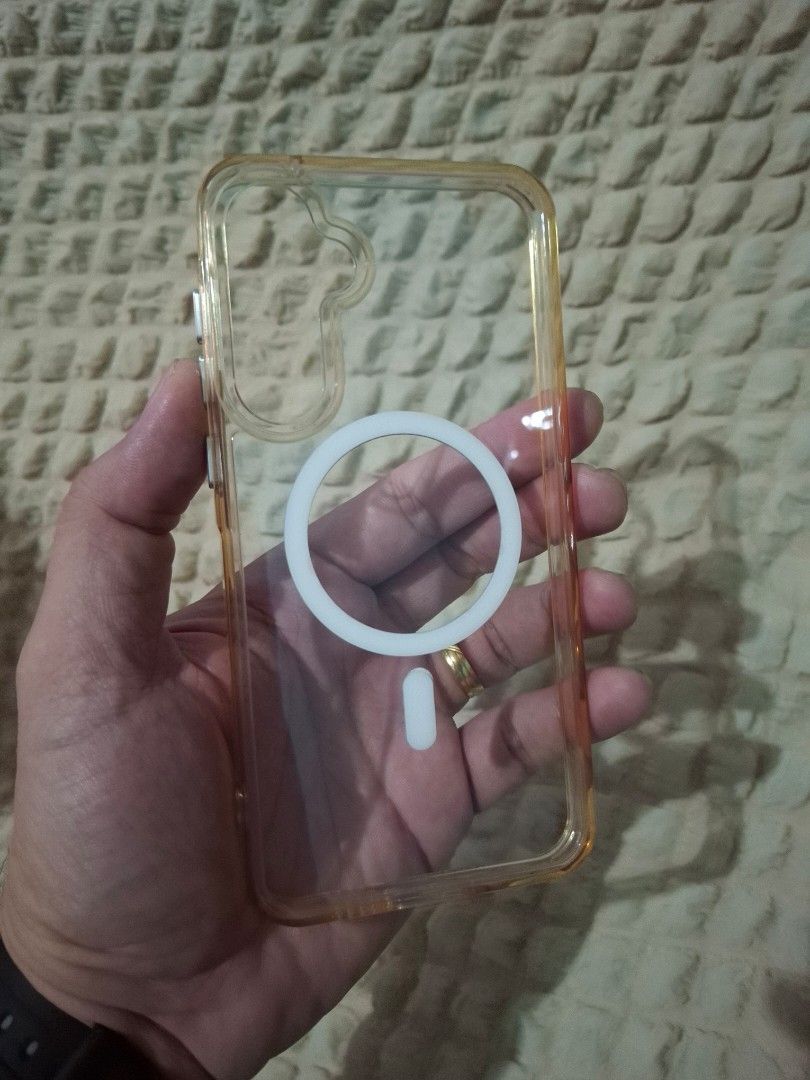 SAMSUNG A55 CASES (Category: Cases & Sleeves) located in Makati City. Submitted by nicejed02 (Listing ID 1411119143, Image 3). Description: FOR SALE CASES FOR A55 300 PESOS ONLY PM ME ANTIPOLO/CUBAO/MAKATI.