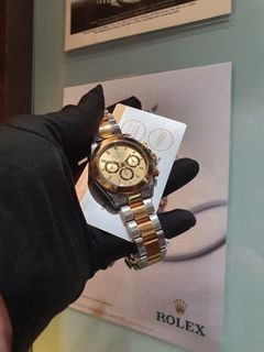 (Category: ) located in . Submitted by singapore_watch_hub (Listing ID 1411194551, Image 1). Description: .