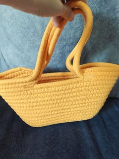 (Category: ) located in . Submitted by itsthelittlethings (Listing ID 1411105419, Image 1). Description: .