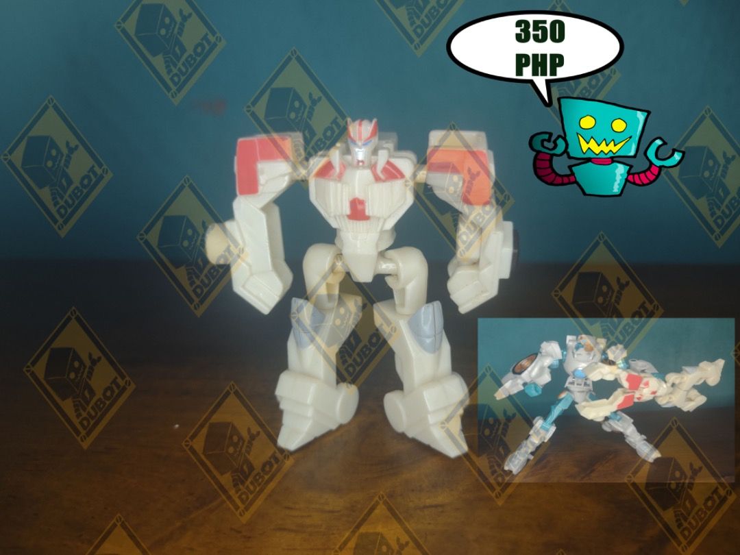 TRANSFORMERS ARMS MICRON, MICRO MASTER, BATTLE MASTER, POWER CORE DRONE (Category: Action & Battle Toys) located in Navotas City. Submitted by christianmarkvidallo (Listing ID 1411161520, Image 3). Description: TRANSFORMERS ARMS MICRON, BATTLEMASTER, WEAPON MASTER, POWER CORE DRONE LIM Rise of the Beast Optimus Primal Battle Master - 350 (in condition) Micro master Red Hot - 350 php (in good condition) Arms Micron Ratchet - 350 php (In good condi