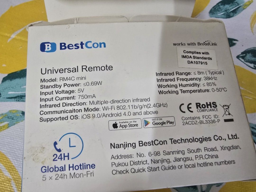 Universal remote (Category: Other Gadgets) located in Petaling Jaya. Submitted by karen___ (Listing ID 1411266084, Image 2). Description: cod at sunway.