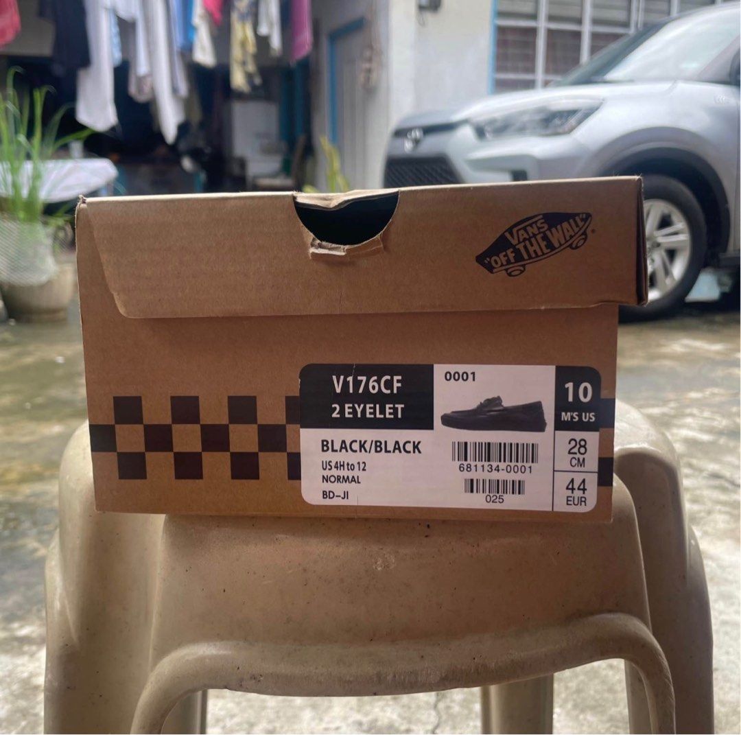 Vans 2-Eyelet Black Loafer Shoes (Category: Casual Shoes) located in Manila. Submitted by malvargale (Listing ID 1411197245, Image 3). Description: - Brand new Vans 2-Eyelet boat shoes - Classic boat shoe design - Color: Black - Size: US 10 / EUR 44 - Leather upper - Rubber sole - Includes original box and tags - Never worn Slightly negotiable MEETUP: Cubao or Sta Mesa.
