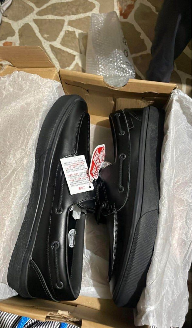 Vans 2-Eyelet Black Loafer Shoes (Category: Casual Shoes) located in Manila. Submitted by malvargale (Listing ID 1411197245, Image 2). Description: - Brand new Vans 2-Eyelet boat shoes - Classic boat shoe design - Color: Black - Size: US 10 / EUR 44 - Leather upper - Rubber sole - Includes original box and tags - Never worn Slightly negotiable MEETUP: Cubao or Sta Mesa.
