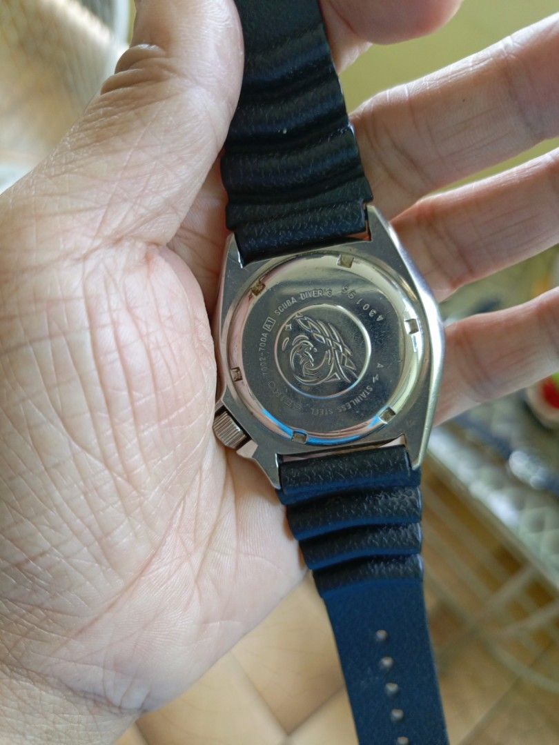 Vintage seiko 7002 pepsi divers (Category: Men's Watches) located in Paranaque City. Submitted by timeforus (Listing ID 1411179989, Image 3). Description: already serviced and ready to wear.
