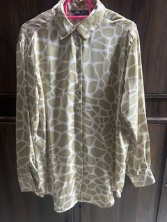 (Category: ) located in . Submitted by MinetoPreloved (Listing ID 1411165698, Image 1). Description: .