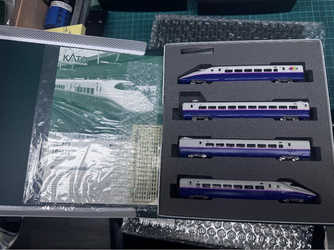 KATO 10-278、10-279 E2系1000番台 東北新幹線 はやて KATO E2系1000