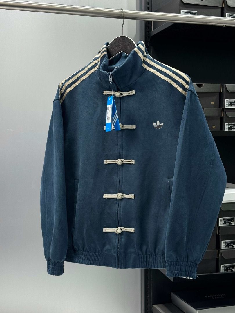 Adidas 蛇年限定復古立領唐裝夾克, 男裝, 外套及戶外衣服- Carousell