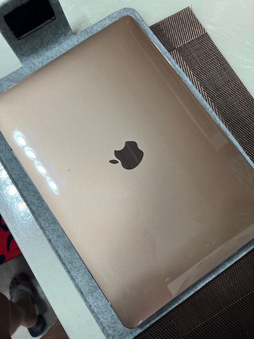 Apple Macbook Air (Category: Laptops & Notebooks) located in Taguig. Submitted by ehlizah0012 (Listing ID 1411303727, Image 1). Description: - Gold Apple Macbook Air 3” M1 - Includes keyboard cover, charger & box - With clear case / bumper - Almost brand new. 99% smooth.