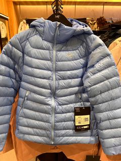 （分類：）位於 。 由 arcteryxcanada 提交（商品編號 1411279078，圖片 1）。簡介： 。