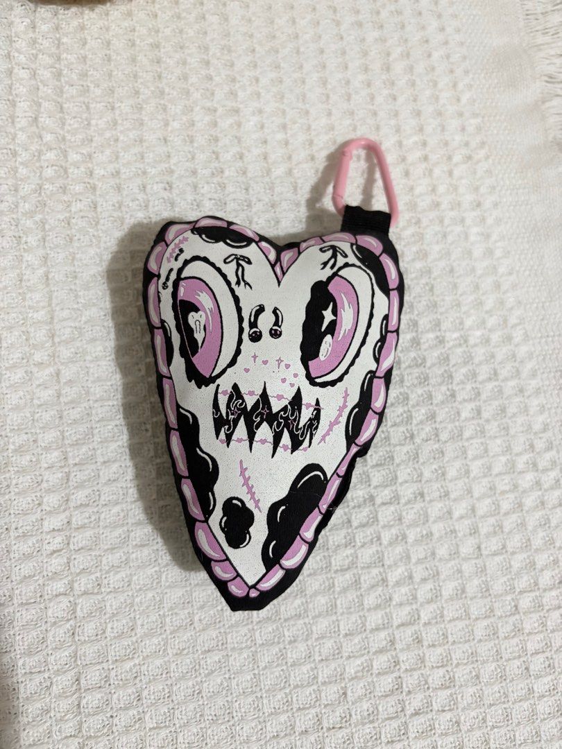 Artwork Pop Punk Keychain Plush (Category: Plushies & Soft Toys) located in Pasig City. Submitted by _nicnic_ (Listing ID 1411444475, Image 1). Description: .