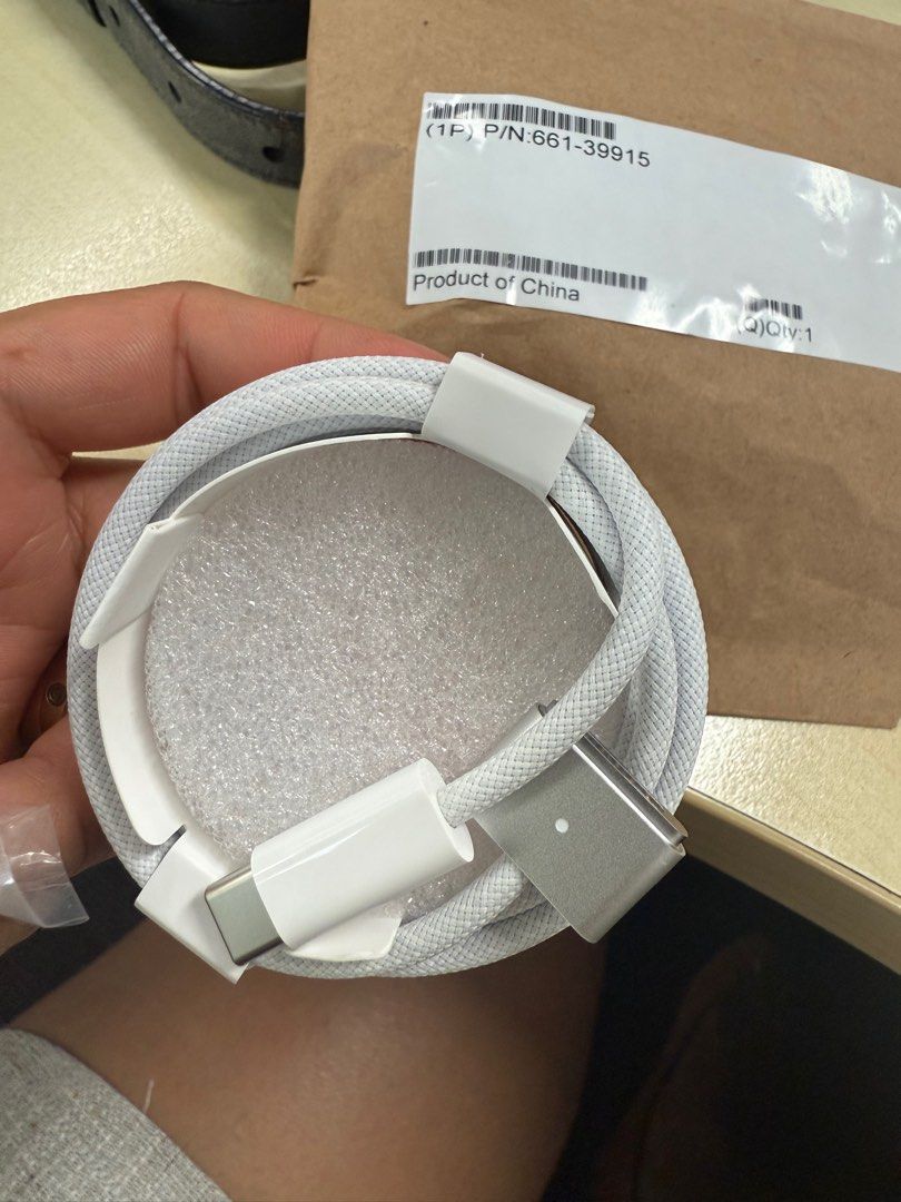 Authentic Apple charger cable magsafe406050525320335360