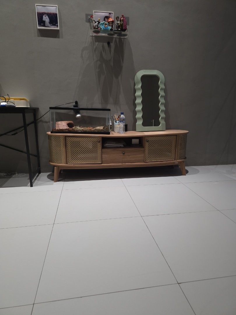 Buffet Tv, Perabotan Rumah di Carousell