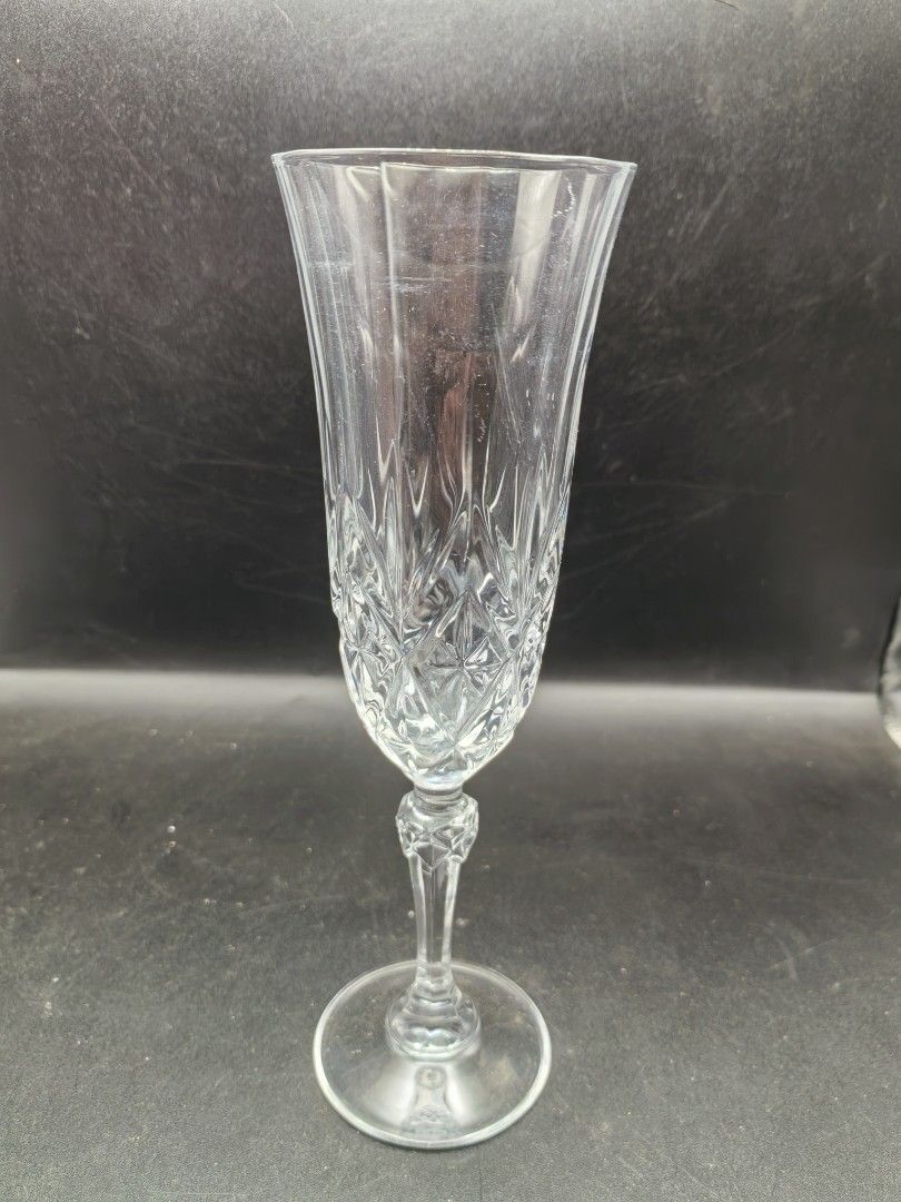 Champagne Flute (Category: Other Kitchenware & Tableware) located in Cebu City. Submitted by dudes_villanueva (Listing ID 1411416373, Image 1). Description: Champagne Flute 📌In very good condition. 📌Etched Cut Glass Diameter: 2.5 in Height: 8.25 in.