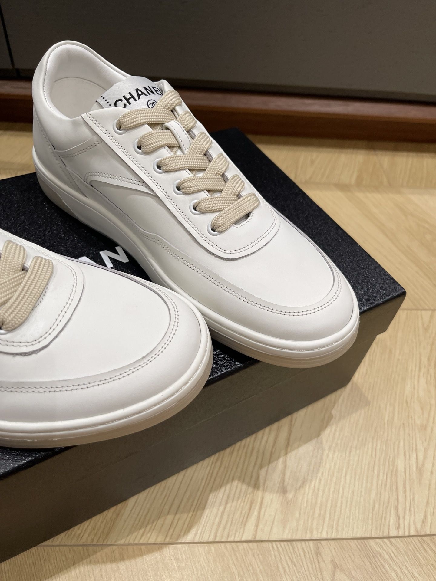 Chanel sneaker panda color match Nike Dunk Low Retro Panda White Black Sneaker DD1391-100  main image 4