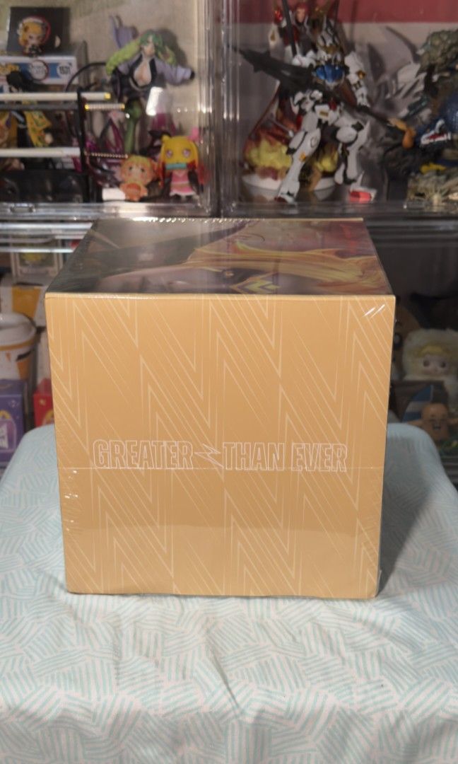 Cosmic Blaze Claude M6 Figurine (Category: Figurines & Statues) located in Manila. Submitted by geezaam (Listing ID 1411321959, Image 2). Description: Cosmic Blaze Claude M6 Figurine (M6 Exclusive) – Sealed 💰 ₱20,000 Selling an original Cosmic Blaze Claude M6 Figurine, sourced directly from the MLBB M6 Event. ✔ 100% authentic ✔ Brand new & sealed ✔ Pristine condition ✔ Delivered August, well preserved A must-have collectible for MLBB enthusiasts