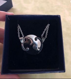 (Category: ) located in . Submitted by cozytreasures (Listing ID 1411371295, Image 1). Description: .