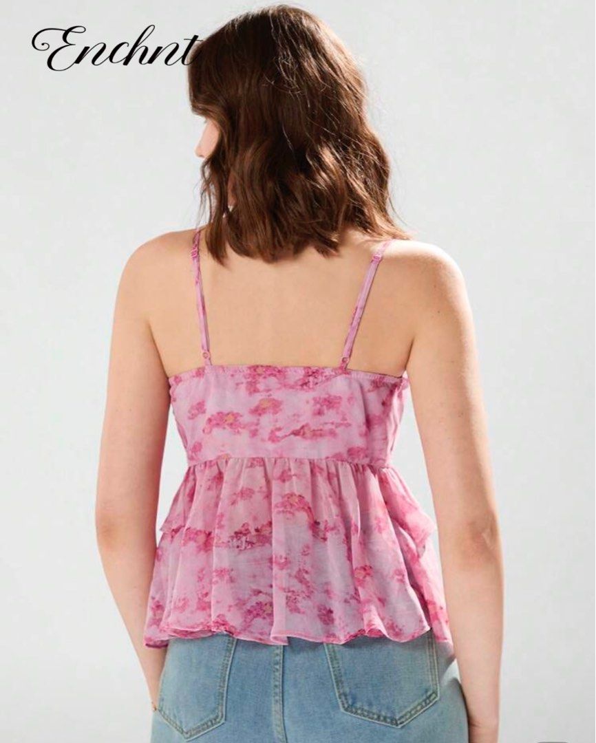 Enchnt Floral Top (Category: Blouses) located in Paranaque City. Submitted by izzysus (Listing ID 1411338064, Image 2). Description: - enchnt floral blouse - size: s - only used once Loc: sucat, muntinlupa Mop: gcash/maya.