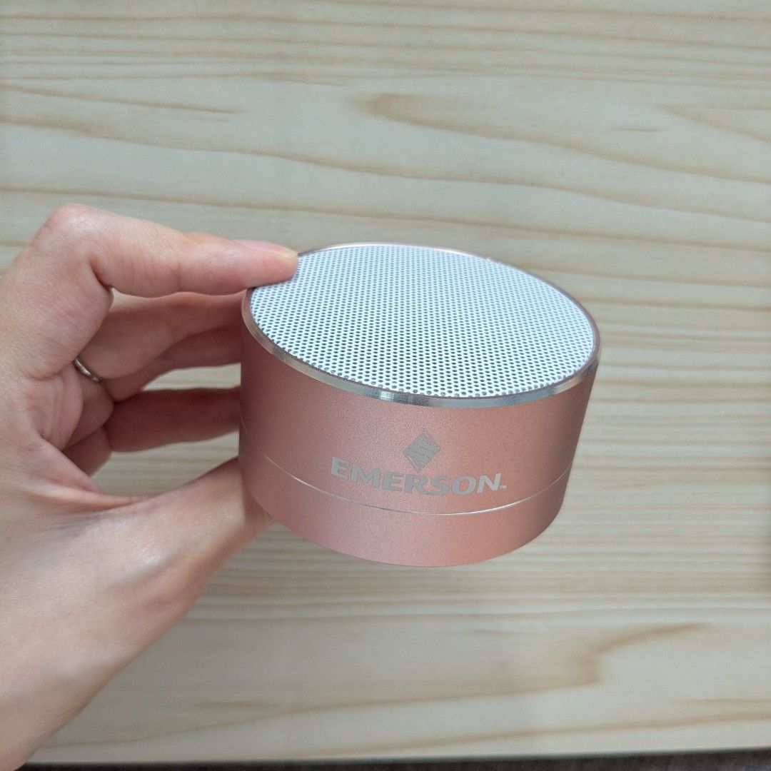 FREE Mini Bluetooth speaker (pls read desc)