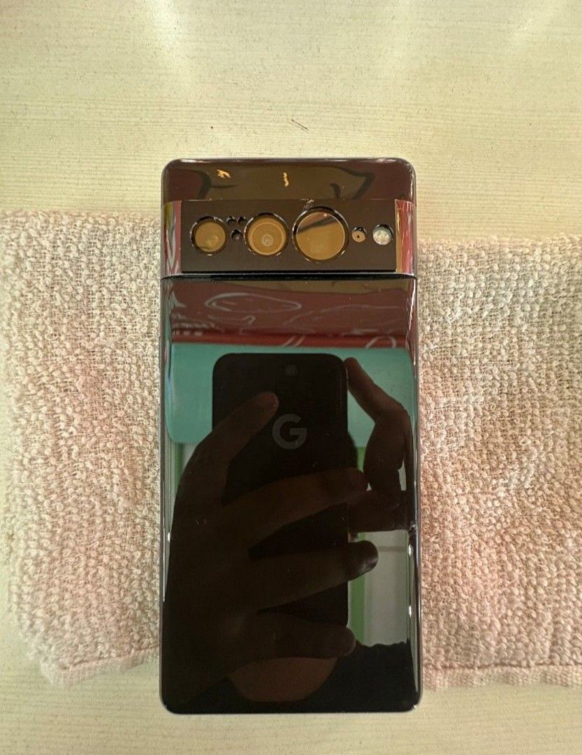 GOOGLE PIXEL 7 PRO (Category: Google Pixel) located in Pasig City. Submitted by ms.Lin12 (Listing ID 1411380984, Image 2). Description: PIXEL 7 PRO, NO FINGERPRINT LOCK, MAKUNAT BATTERY MALINAW CAMERA.
