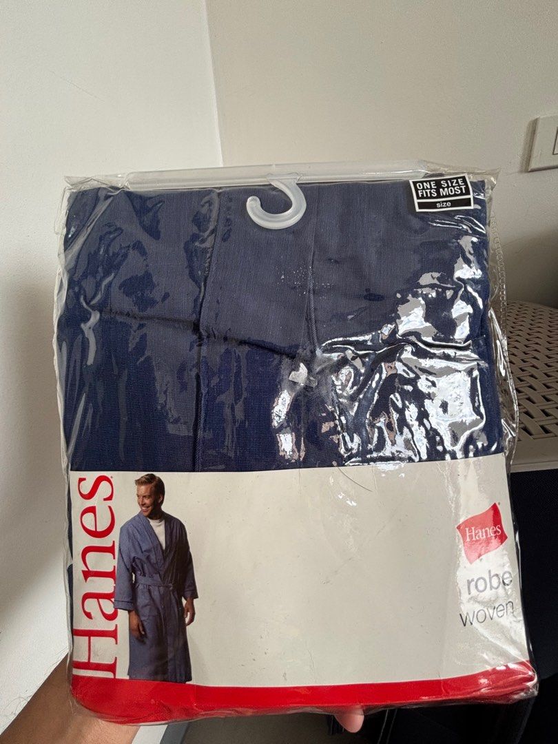 Hanes kimono style robe (woven) (Category: Sleep and Loungewear) located in Quezon City. Submitted by jovvs (Listing ID 1411276315, Image 2). Description: Hanes kimono style robe (woven) Size: ONE SIZE FITS MOST BRAND NEW 100% authentic Bought in USA.