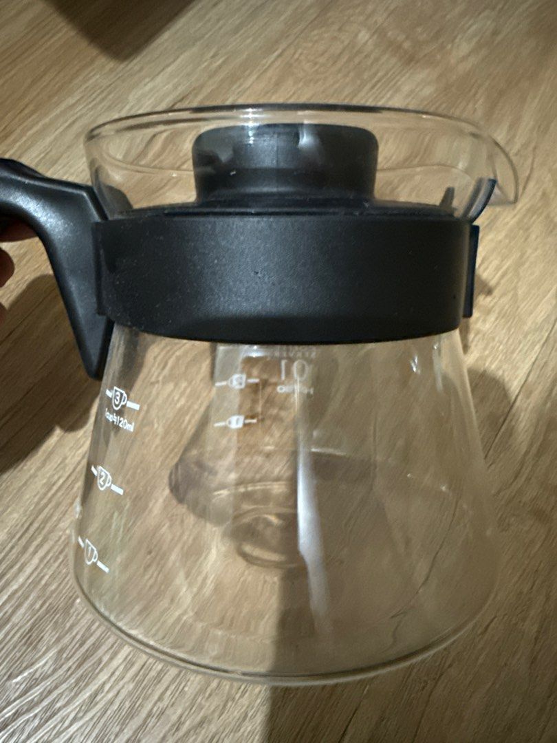 Hario Coffee Server 01 (Category: Coffee & Tea Tableware) located in Mandaluyong City. Submitted by merisellsyouwhat (Listing ID 1411419966, Image 2). Description: - Hario Coffee Server 01 - Made in Japan - Black handle and lid - Measurement markings for 1, 2, and 3 cups - Not microwave or direct heat safe.