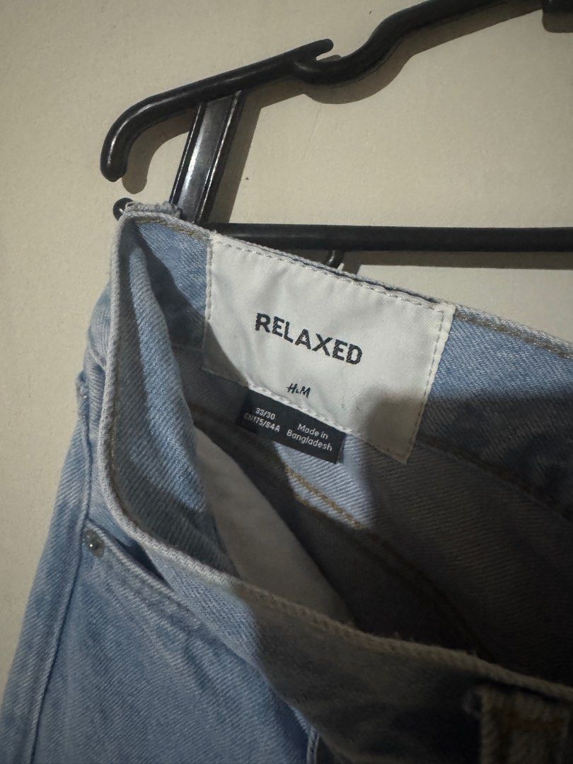 H&M light washed relaxed fit jeans (Category: Jeans) located in Manila. Submitted by renjuner (Listing ID 1411390080, Image 2). Description: h&m light washed relaxed fit jeans size: 33/30 used thrice, not abused fit when worn upon request guagua, pampanga gcash, j&t.