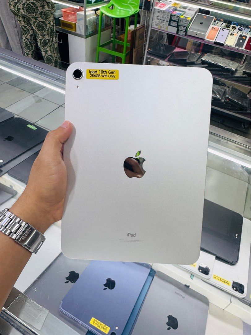 iPad 10th Gen 256GB Wifi Only (Category: iPad) located in San Juan City. Submitted by Khalidmgdla08 (Listing ID 1411421894, Image 1). Description: FOR SALE | TRADE/SWAP Price: 24,999 On hand: iPad 10th Gen✔️ 256GB ✔️ Wifi ✔️ 100% Original ✔️ 99% Makinis ✔️ 99% Smooth ✔️ NOT REFURB ✔️ NO HIDDEN ISSUES ✔️ NEVER BEEN REPAIRED ✔️ TEST TO SAWA✔️ FREE 3-UTOOLS ✔️ ANY MODEL OF IPHONE AND SAMSUNG ARE AVAILABLE! ✨ We accept: 🔹Cash 🔹Gcash 🔹Bank Transfer