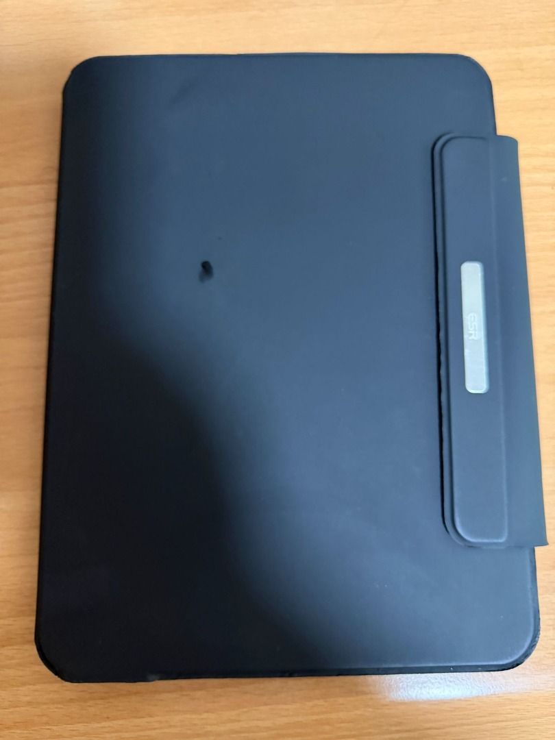 Ipad keyboard with cover
