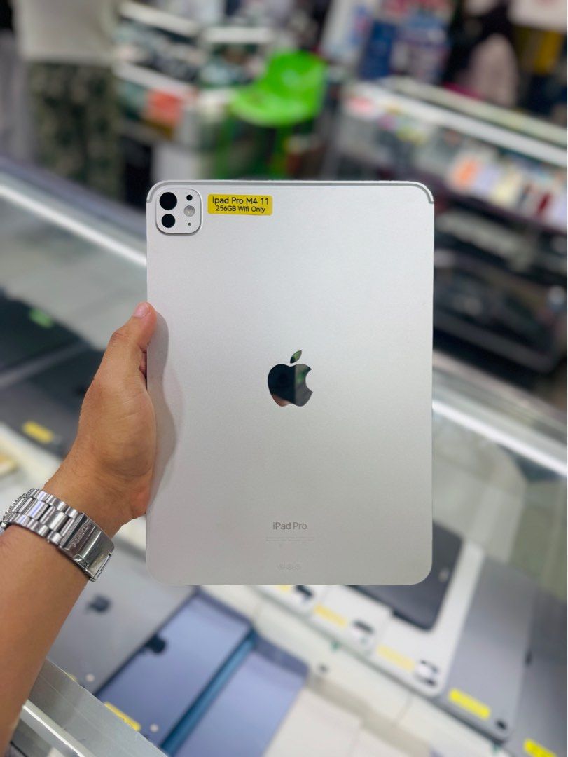 iPad Pro M4 11" 256GB Wifi Only (Category: iPad) located in San Juan City. Submitted by Khalidmgdla08 (Listing ID 1411422552, Image 1). Description: FOR SALE | TRADE/SWAP Price: 45,000 On hand: iPad Pro M4 11"✔️ 256GB ✔️ Wifi ✔️ 100% Batt health ✔️ 99% Makinis ✔️ 99% Smooth ✔️ NOT REFURB ✔️ NO HIDDEN ISSUES ✔️ NEVER BEEN REPAIRED ✔️ TEST TO SAWA✔️ FREE 3-UTOOLS ✔️ ANY MODEL OF IPHONE AND SAMSUNG ARE AVAILABLE! ✨ We accept: 🔹Cash 🔹Gcash 🔹Bank T