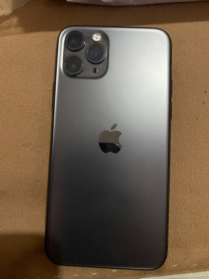 Iphone 11 pro (Category: iPhone 11 Series) located in Pasay City. Submitted by jawab. (Listing ID 1411384745, Image 1). Description: - iPhone 11 Pro - free original kate spade case - black - 64GB storage - no box -no charger - Battery Health: 84% - Available for meetups in taft avenue or makati (Cash & Carry, rsquare).