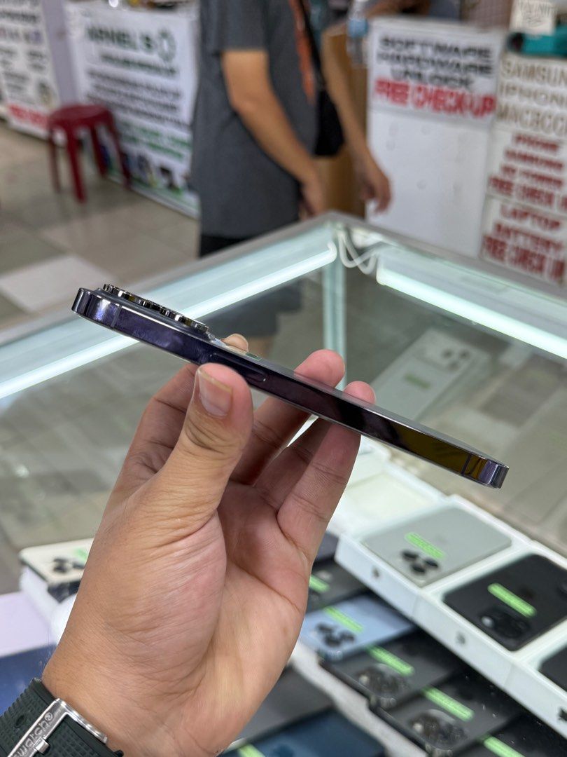 iPhone 14 Pro 512GB 97%BH Openline NTC Approved 99%smooth No issues (Category: iPhone 14 Series) located in San Juan City. Submitted by saabangadgetshop (Listing ID 1411336296, Image 3). Description: Onhand | Pre-owned iPhone 14 Pro 512GB OPENLINE NTC APPROVED Battery Health 97% NO HIDDEN ISSUES NO HISTORY OF REPAIR 99%Smooth TEST TO SAWA RESET ALL YOU WANT TEST ALL YOU WANT NOT REFURBISHED AUTHENTIC PHONE ALL WORKING (FREE 3UTOOLS) iPhones iPads