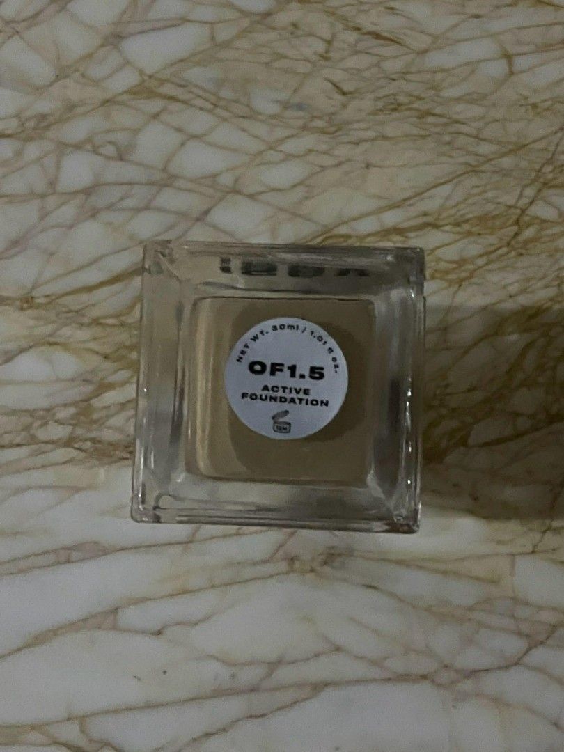ISSY Active Foundation - OF 1.5 (Category: Makeup) located in Bacoor. Submitted by lenaa43___ (Listing ID 1411361195, Image 2). Description: - Only Used for Swatching, about 80%-95% full rfs: not my shade. - The logo has scratches from being stored - MOP: Gcash - MOD: J&T.