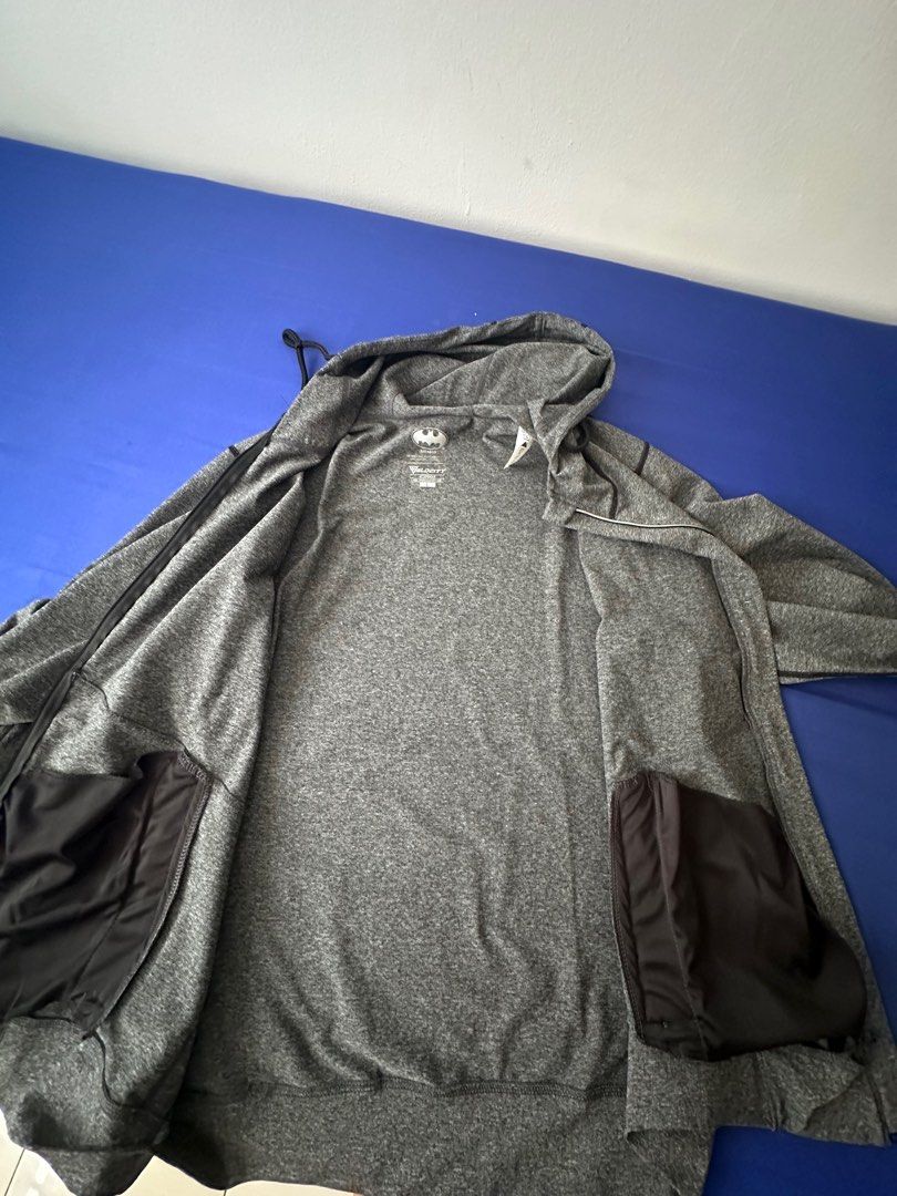Jacket (Category: Coats, Jackets and Outerwear) located in Kuala Lumpur. Submitted by marsh15897 (Listing ID 1411291431, Image 3). Description: This is a men’s grey full-zip hooded featuring the classic Batman logo on the chest Free branded shirt (prize 80 something) One Limited pic of its (can nego if interested).