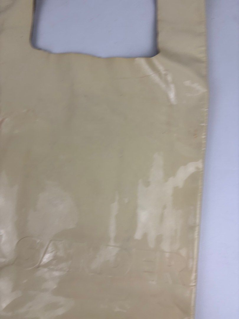 Jil Sander Patent Leather Shopper Tote (Category: Luxury Bags & Wallets) located in Makati City. Submitted by ragrepository (Listing ID 1411410496, Image 3). Description: Jil Sander Patent Leather Shopper Tote Height- 15.5” Width- 12.5” Depth- Handle drop- 7” Condition- 9/10 Flaw- Color Transfer .