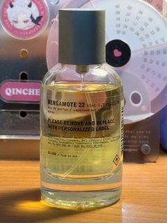 由 perfume_paradise (刊登 ID 1411277370，圖片 1) 提交，位於 的 (類別：)，說明：。