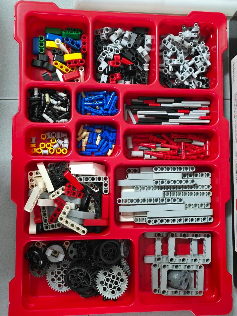 LEGO MINDSTORMS EDUCATION EV3 BRICK SET, Hobbies & Toys, Toys & Games ...