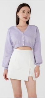 (Category: ) located in . Submitted by clearmywardrobepleasee (Listing ID 1411294010, Image 1). Description: .