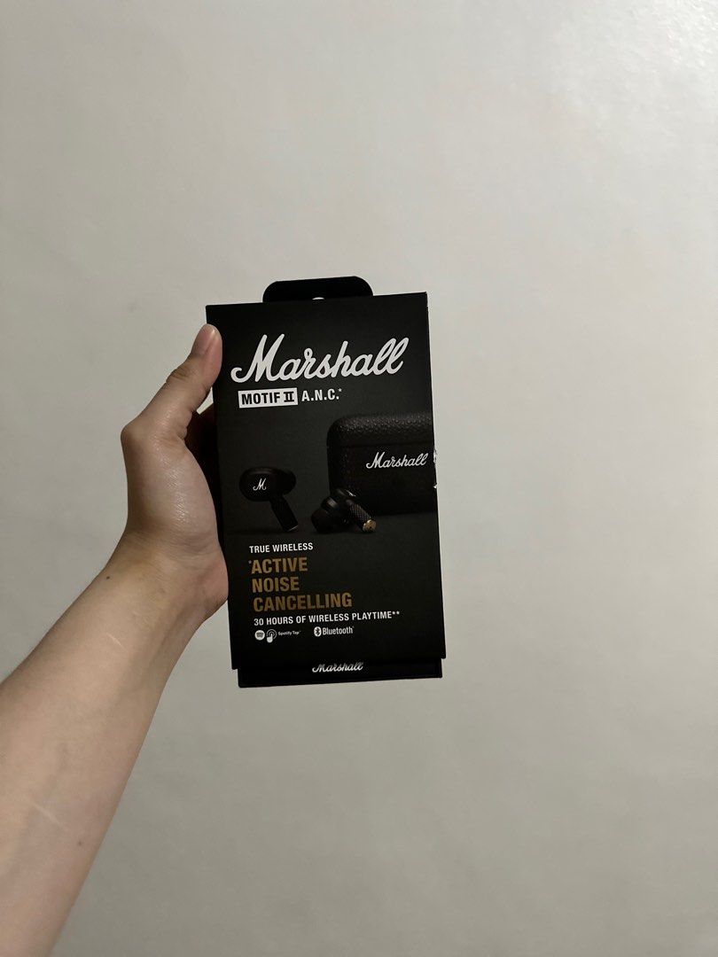 MARSHALL MOTIF II - Active Noise Cancelling (Category: Earphones) located in Manila. Submitted by rizmnl (Listing ID 1411421585, Image 2). Description: .