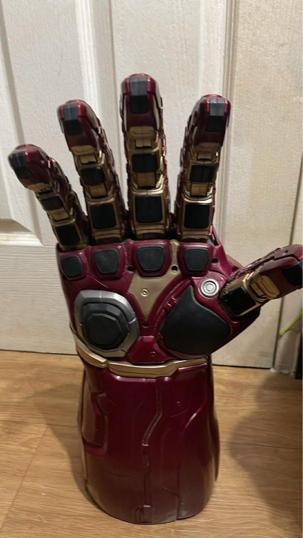 Marvel Legends Nanogauntlet (Category: Figurines & Statues) located in Pasay City. Submitted by adastra_ph (Listing ID 1411311444, Image 2). Description: - Detailed replica of the Infinity Gauntlet from the Avengers movies. - Features the iconic design and six Infinity Stones. - Made of plastic with a metallic finish. - Designed to fit over a hand. - Articulated fingers. - Issue: battery compartment, can be replaced anytime. - Original price: 8,0