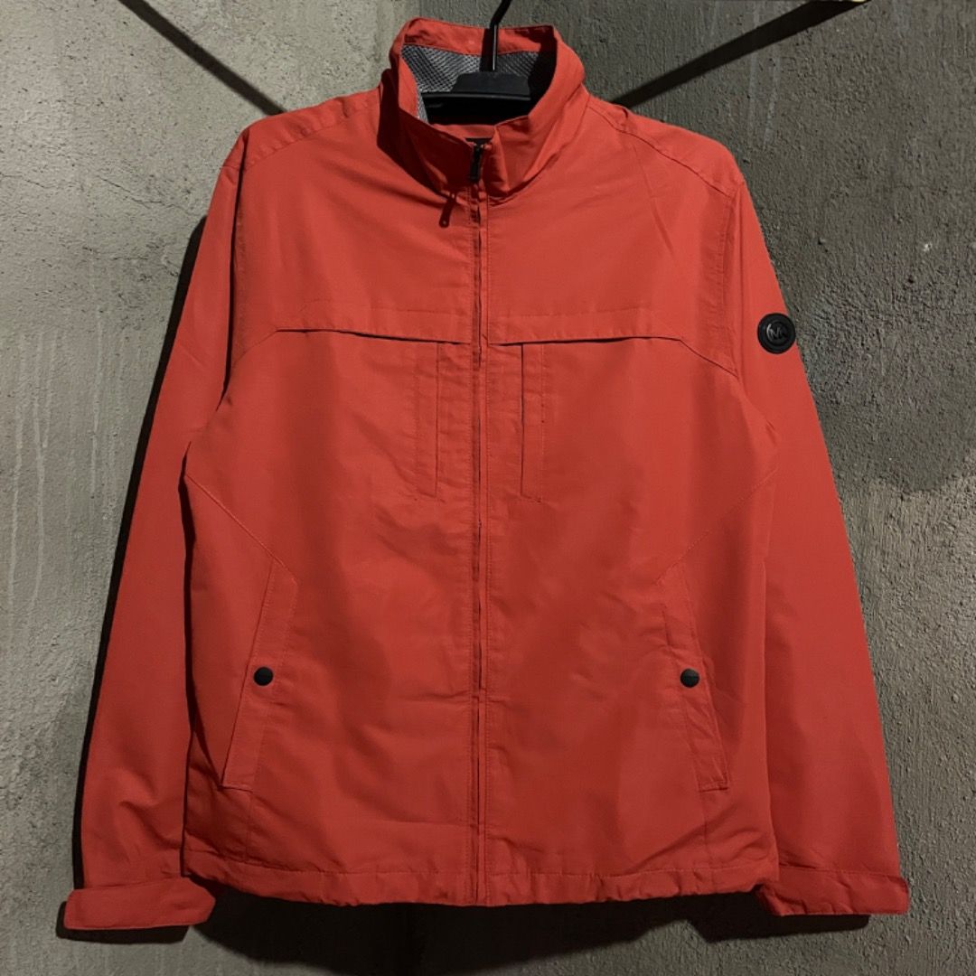 Michael Kors Water-Resistant Windbreaker Jacket (Category: Coats, Jackets and Outerwear) located in Bacolod City. Submitted by caast.archives (Listing ID 1411415024, Image 1). Description: Michael Kors Water-Resistant Windbreaker Jacket Authentic Size: Large fit Condition: Excellent Flaw: None.