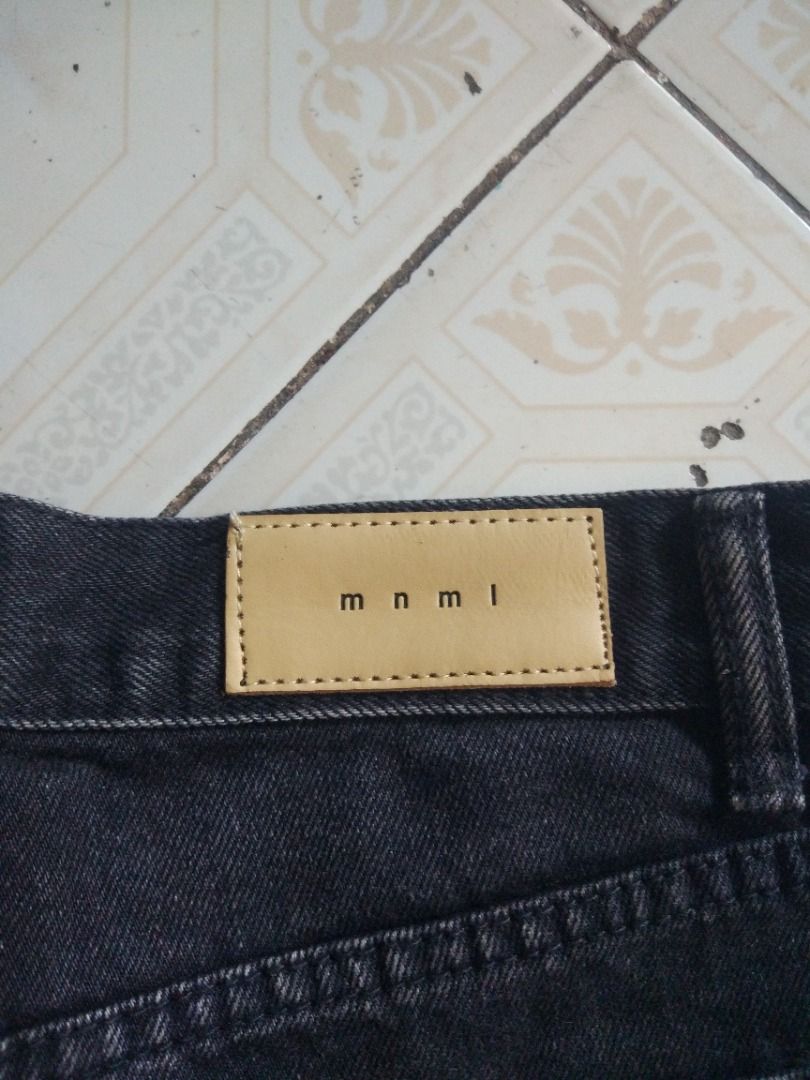 MNML Skeleton Jean 29.5 actual (Category: Jeans) located in Pasay City. Submitted by denimdude.ph (Listing ID 1411353590, Image 3). Description: .
