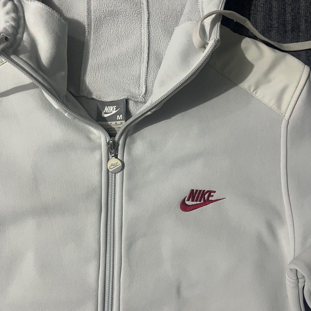 NIKE FLEECE (Category: Coats, Jackets and Outerwear) located in Manila. Submitted by gotstar (Listing ID 1411440983, Image 2). Description: NIKE SPORTSWEAR FLEECE ~ Size Medium on tag Dimensions• Width: 21 Length: 27 ~ Good Condition Issue: 🚫 9/10 Overall Condition ~ ₱1500 Negotiable ~ Price does not include shipping fee Check details before buying Color may vary due to lightning Courier: JnT.