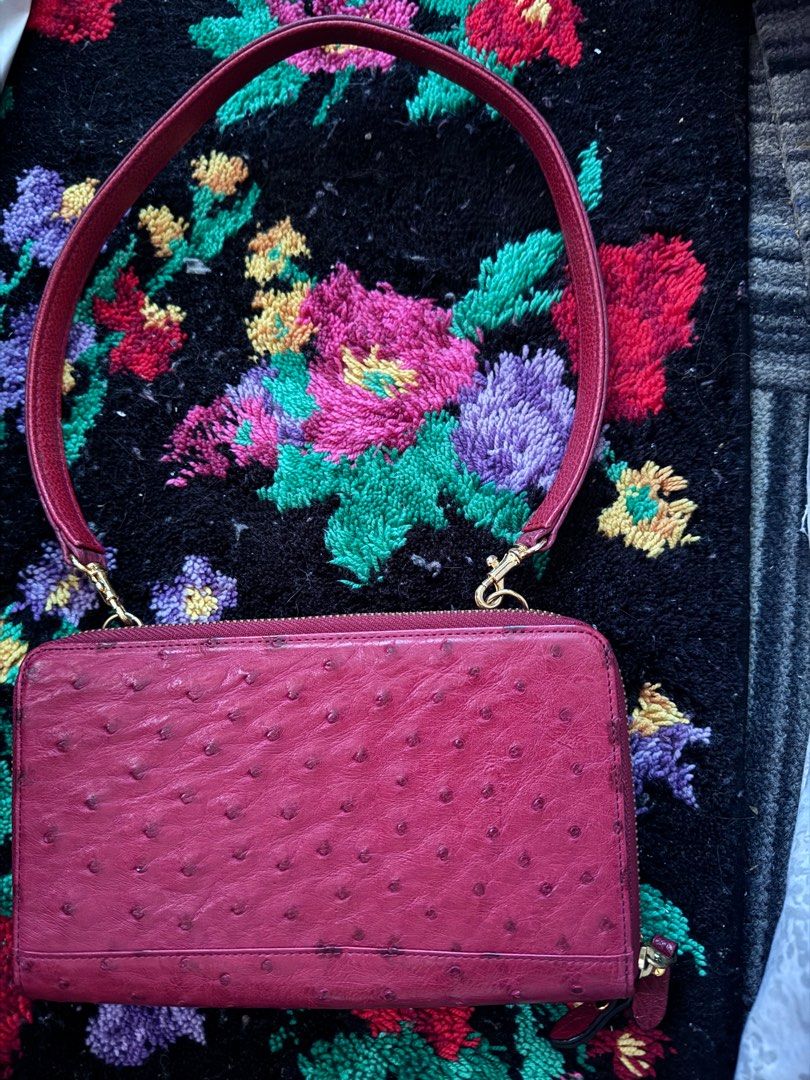 Ostrich kili bag (Category: Luxury Bags & Wallets) located in Manila. Submitted by luvbags40524 (Listing ID 1411270508, Image 1). Description: Good condition Leather From Japan Dm for interested .