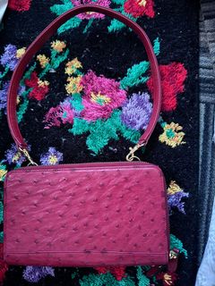 (Category: ) located in . Submitted by luvbags40524 (Listing ID 1411270508, Image 1). Description: .